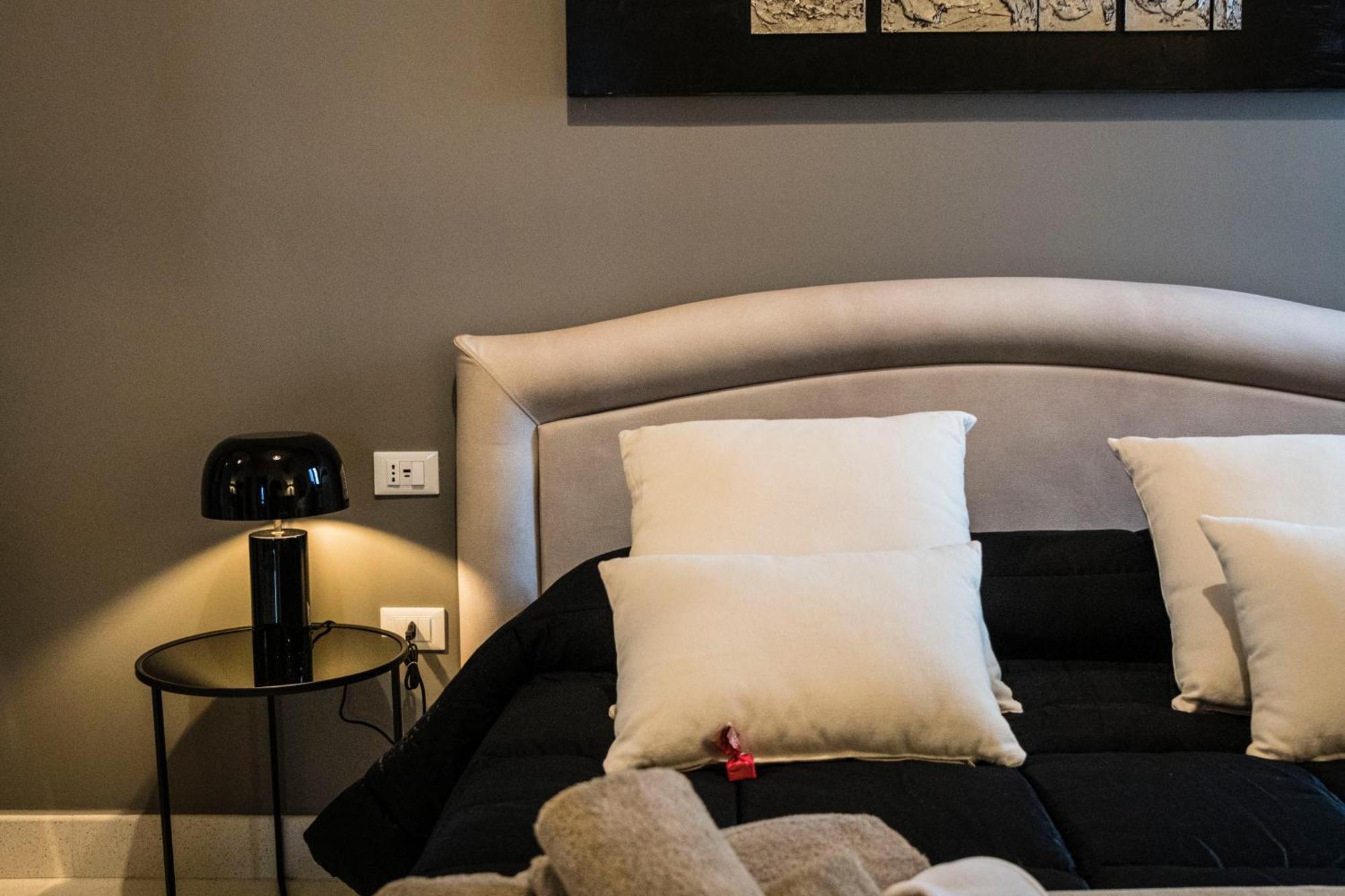 Galatina Suites Boutique - Luxury Experience In Salento Quarto foto