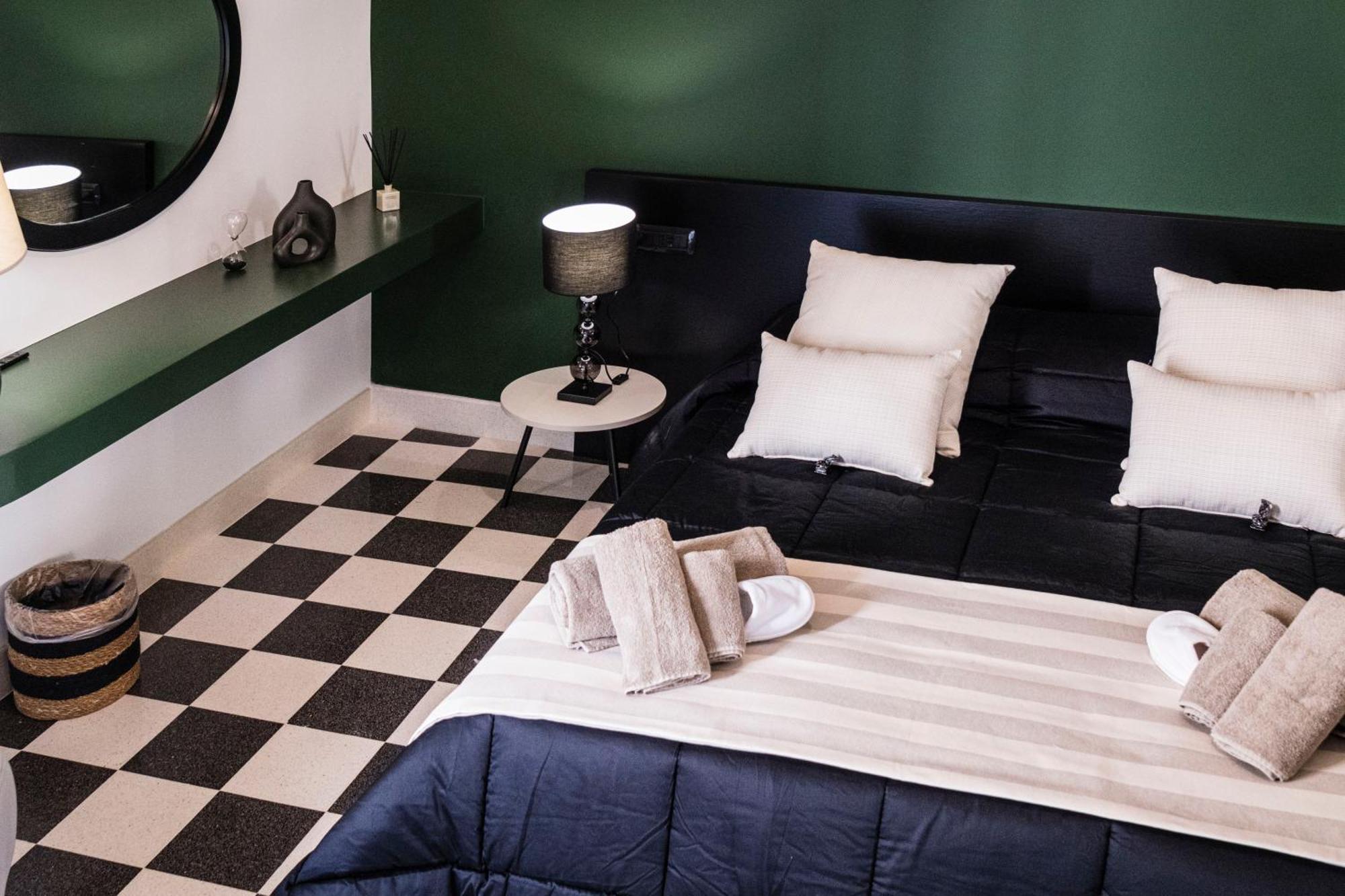 Galatina Suites Boutique - Luxury Experience In Salento Quarto foto